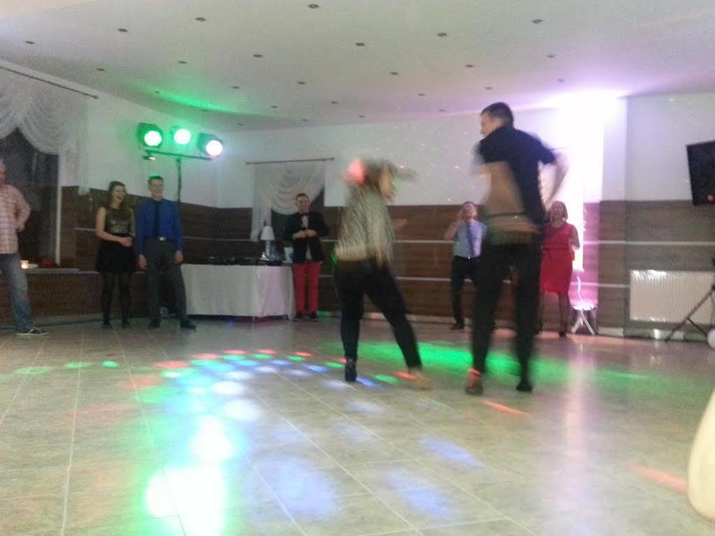 Hotel Milosz Restauracja, Basen Dla Dzieci, Sala Zabaw, Silownia คาร์ตูซือ ภายนอก รูปภาพ